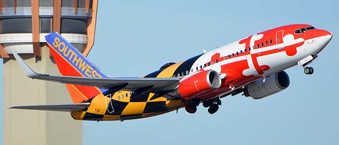 Southwest Boeing 737-7H4 N214WN Maryland One, Phoenix Sky Harbor, January 19, 2016